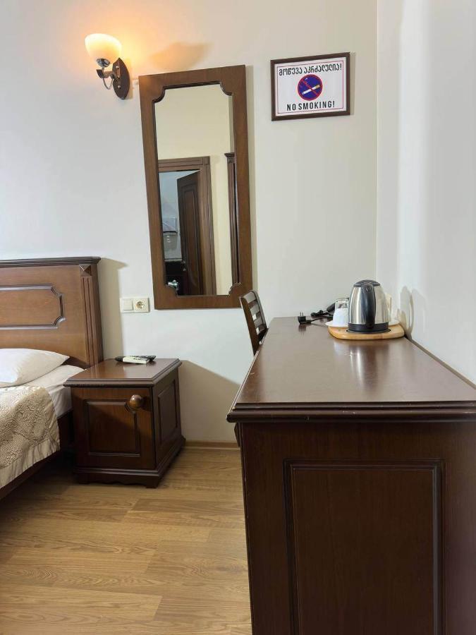 Eiffel Hotel Batumi Exterior photo